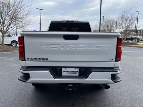 Used 2024 Chevrolet Silverado 2500 LT w/ Z71 Sport Edition image 8