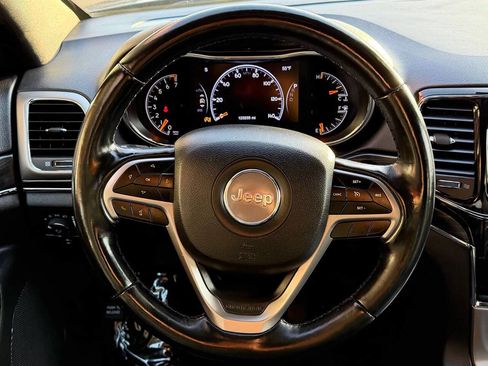 Used 2019 Jeep Grand Cherokee Limited w/ Luxury Group II image 22