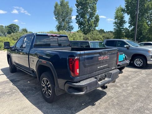 Used 2022 GMC Sierra 2500 AT4 w/ AT4 Premium Plus Package AWD/4WD image 6