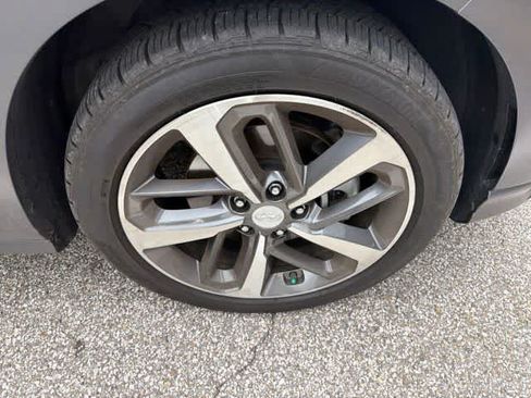 Used 2019 Hyundai Kona Limited AWD/4WD image 5