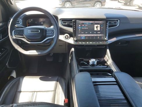 Used 2022 Jeep Wagoneer Series I w/ Convenience Group I AWD/4WD image 27