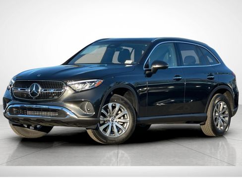 New 2026 Mercedes-Benz GLC 300 image 2