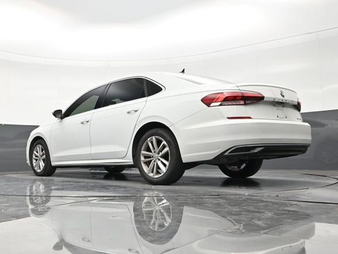 Used 2020 Volkswagen Passat 2.0T SE w/ Sunroof Package FWD image 22