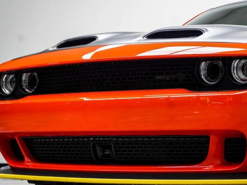 Used 2023 Dodge Challenger SRT Hellcat RWD image 2