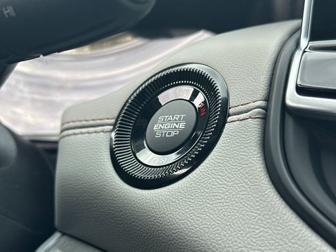 New 2026 Jeep Compass Limited image 20