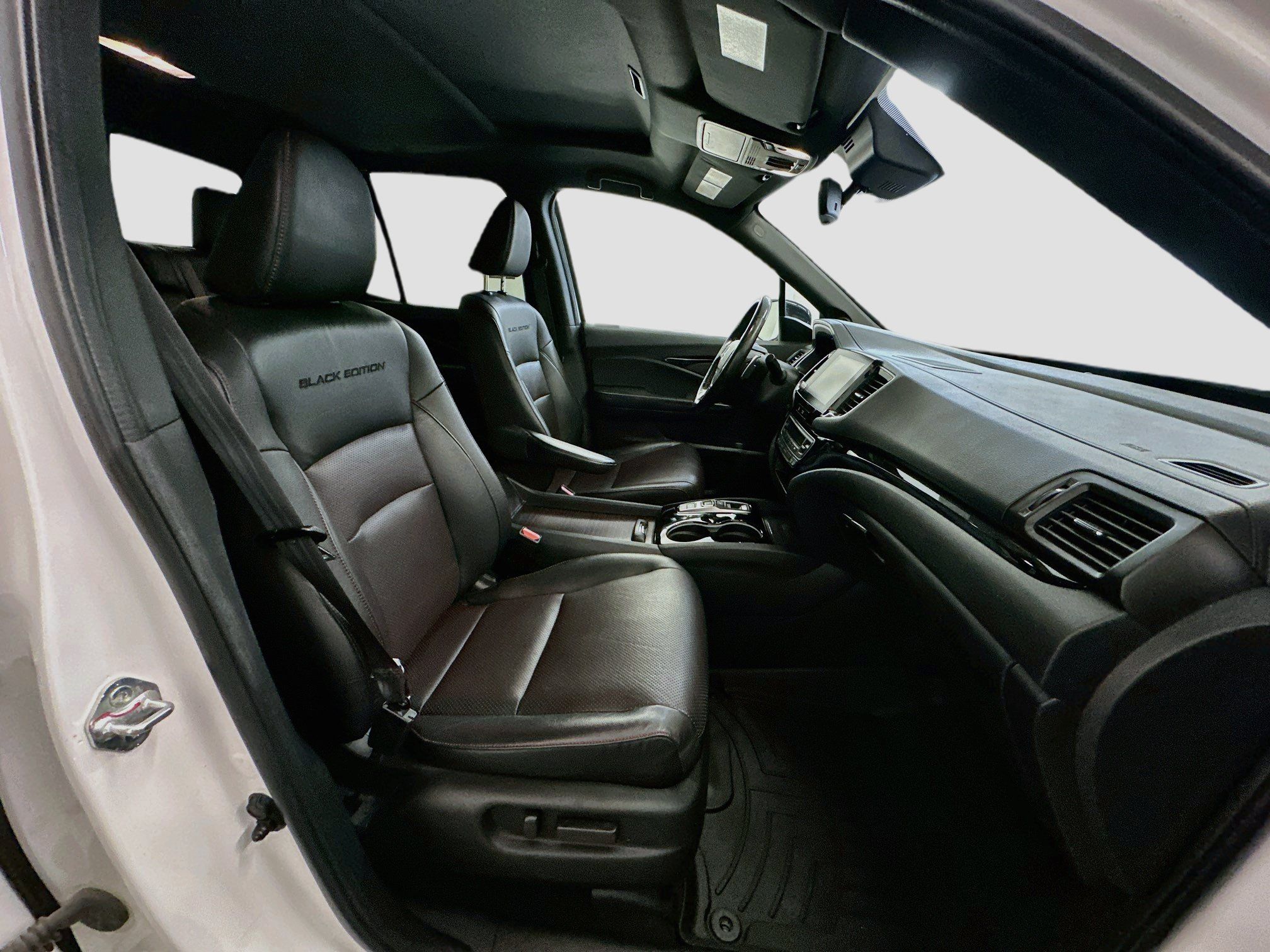 Used 2023 Honda Ridgeline Black Edition image 33