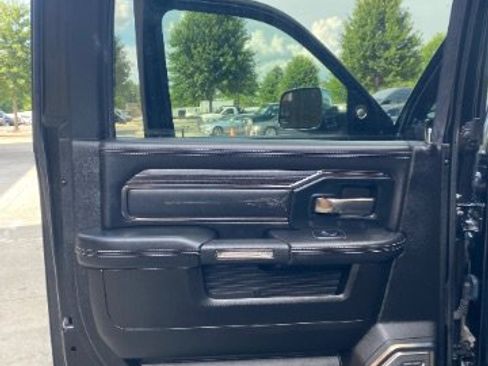 Used 2019 RAM 2500 Limited image 13