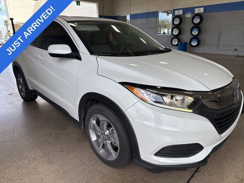 Used 2021 Honda HR-V LX image 2