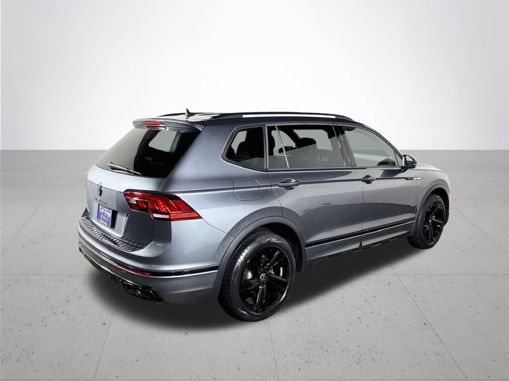 Certified 2023 Volkswagen Tiguan SE R-Line FWD image 7