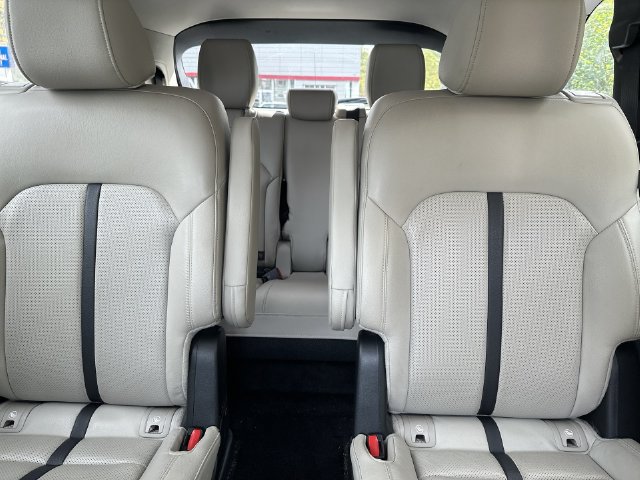 Used 2024 MAZDA CX-90 3.3 Turbo w/ Preferred Plus AWD/4WD image 23