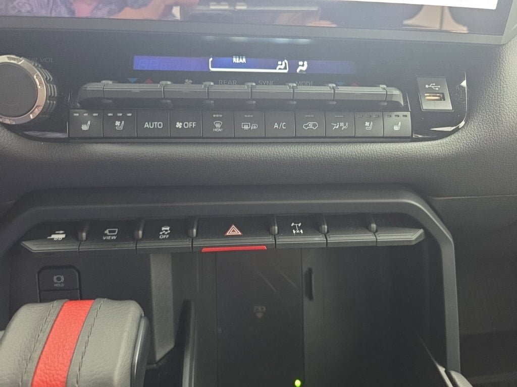 Used 2026 Toyota Sequoia TRD Pro AWD/4WD image 25