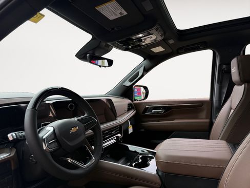 New 2026 Chevrolet Tahoe High Country AWD/4WD image 9
