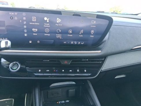 Used 2024 Buick Envision Sport Touring AWD/4WD image 20