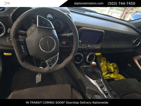 Used 2019 Chevrolet Camaro ZL1 image 16