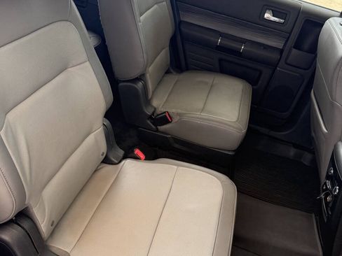 Used 2019 Ford Flex SEL w/ Equipment Group 202A AWD/4WD image 16