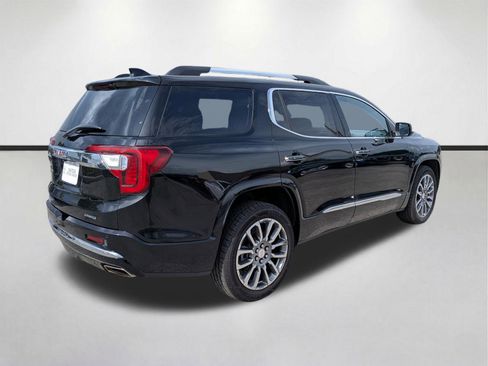 Used 2023 GMC Acadia Denali AWD/4WD image 4