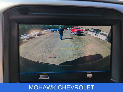 Used 2020 Chevrolet Silverado 1500 Custom Trail Boss w/ Custom Convenience Package AWD/4WD image 15