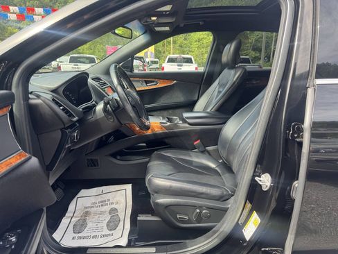 Used 2017 Lincoln MKX Reserve AWD/4WD image 15