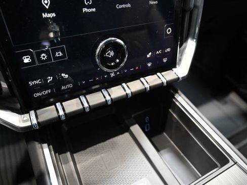 New 2026 GMC Acadia Elevation w/ Elevation Premium Package FWD image 18