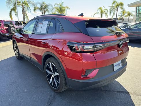 Certified 2025 Volkswagen ID.4 Pro S image 8