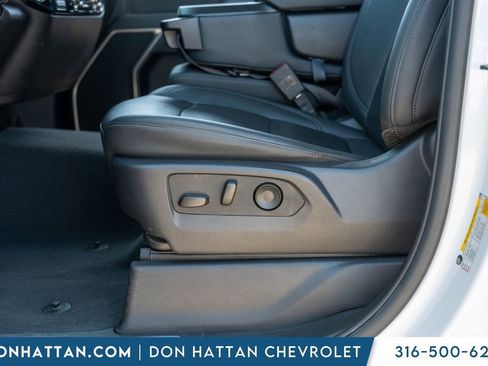 Used 2025 GMC Sierra 1500 SLT AWD/4WD image 22