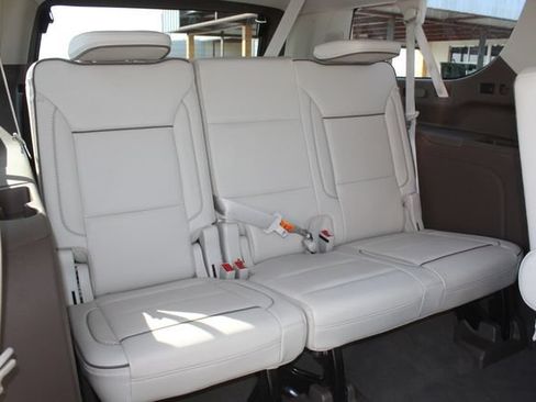 Used 2023 GMC Yukon XL Denali AWD/4WD image 20