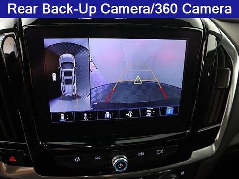 Used 2022 Chevrolet Traverse Premier image 11