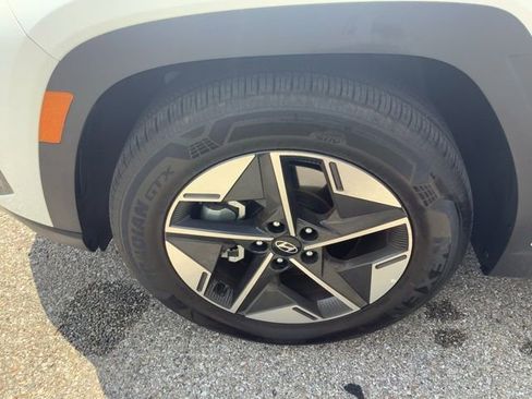 Certified 2025 Hyundai Tucson SEL image 36