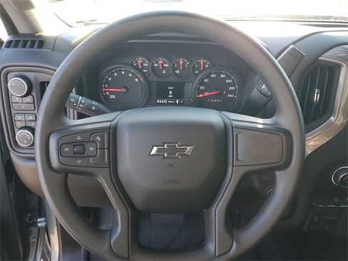 Used 2025 Chevrolet Silverado 2500 Custom w/ Custom Value Package image 10