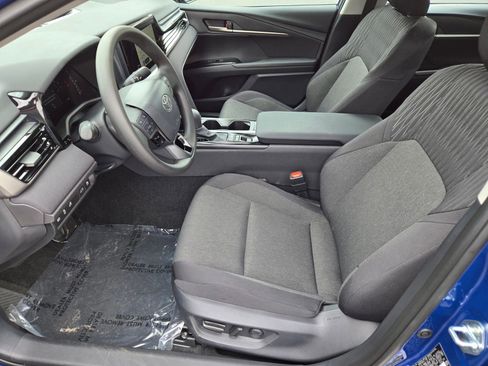 Used 2026 Toyota Camry LE FWD image 15
