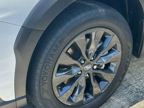 Used 2023 Subaru Outback Onyx Edition XT AWD/4WD image 7