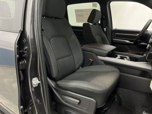 New 2026 RAM 1500 Big Horn w/ Night Edition image 32