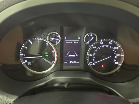 Used 2020 Lexus GX 460 Premium w/ Premium Package AWD/4WD image 18