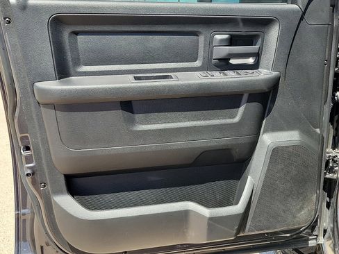 Used 2024 RAM 3500 Tradesman w/ Chrome Appearance Group AWD/4WD image 11