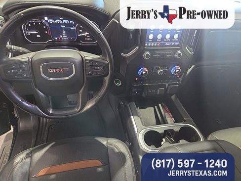 Used 2022 GMC Sierra 1500 AT4 w/ AT4 Premium Package image 10