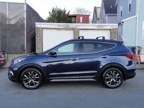 Used 2018 Hyundai Santa Fe Sport w/ 2.0T Ultimate Tech Package 05 AWD/4WD image 5