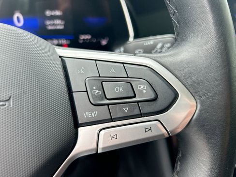 Used 2024 Volkswagen Jetta SE FWD image 19