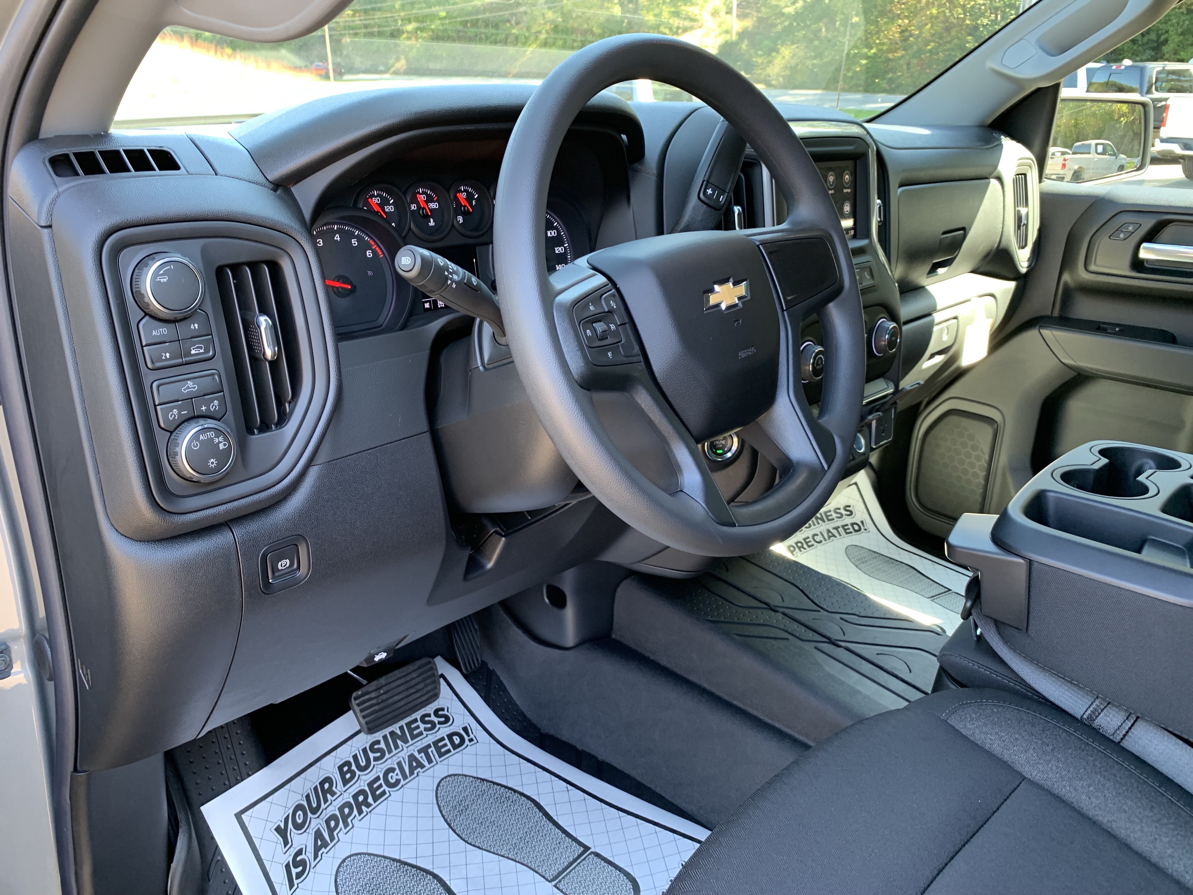 New 2026 Chevrolet Silverado 1500 Custom w/ Turbomax Blackout Package AWD/4WD image 12