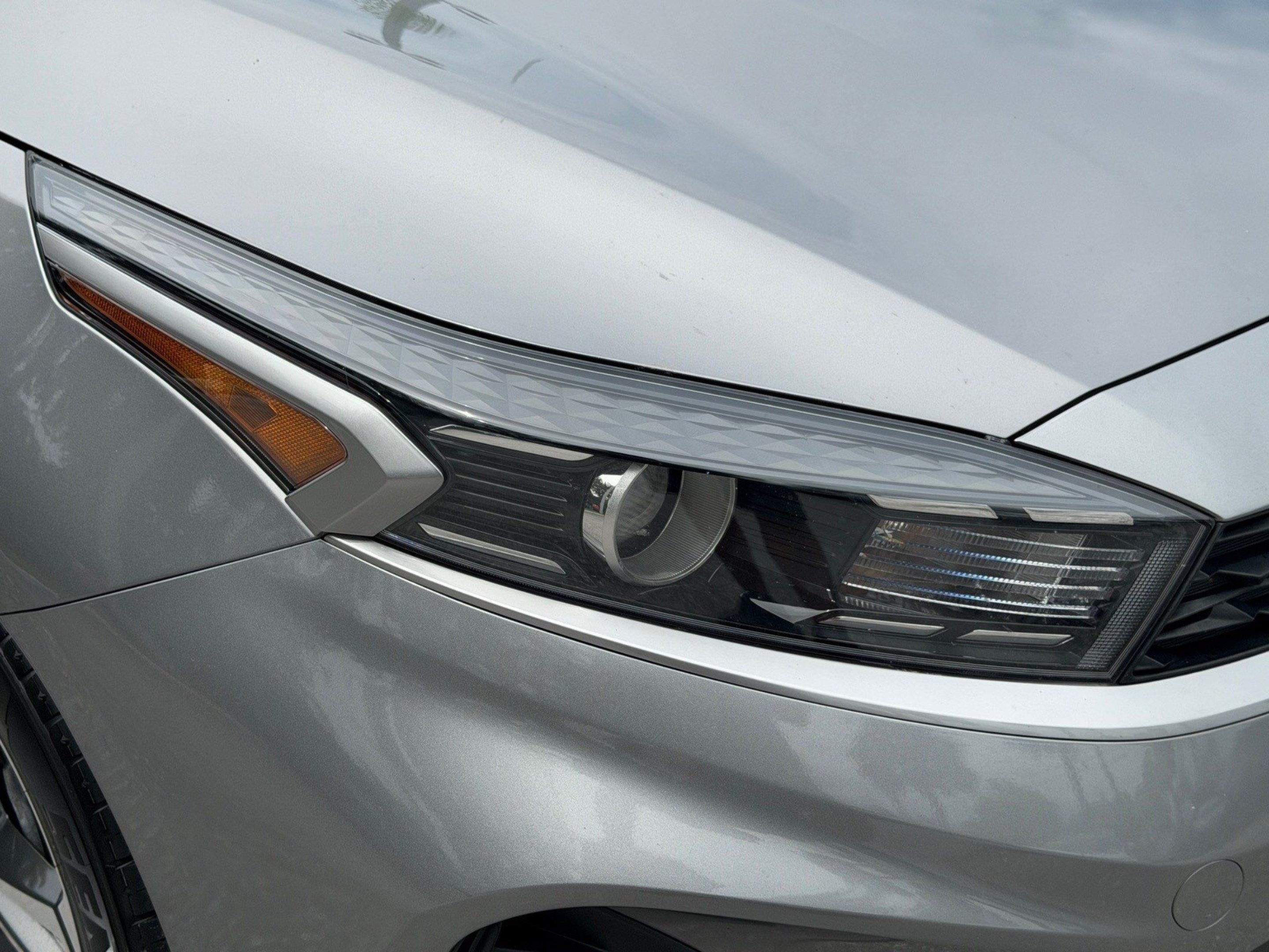 Certified 2024 Kia Forte LXS w/ LXS Technology Package FWD image 9