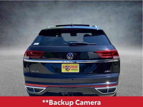 Used 2022 Volkswagen Atlas Cross Sport SEL R-Line AWD/4WD image 4