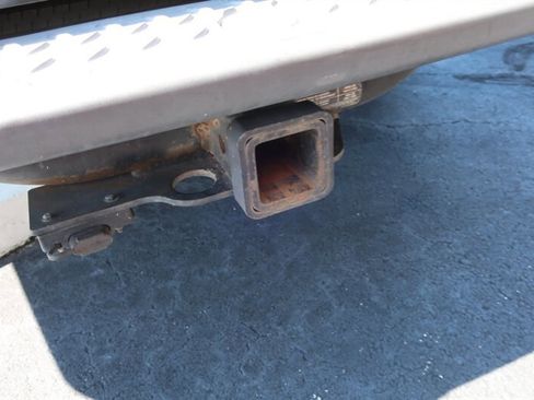 Used 2004 GMC Canyon SLE image 33