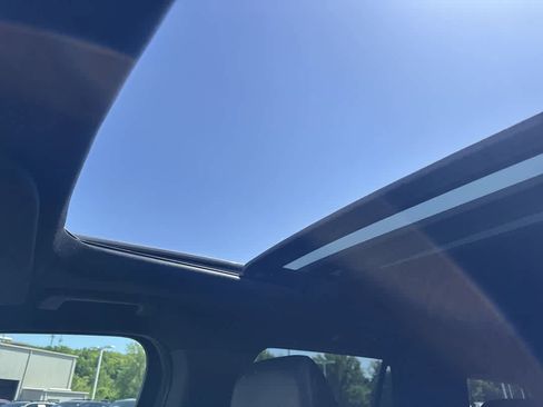 Used 2021 Ford Expedition Limited AWD/4WD image 22