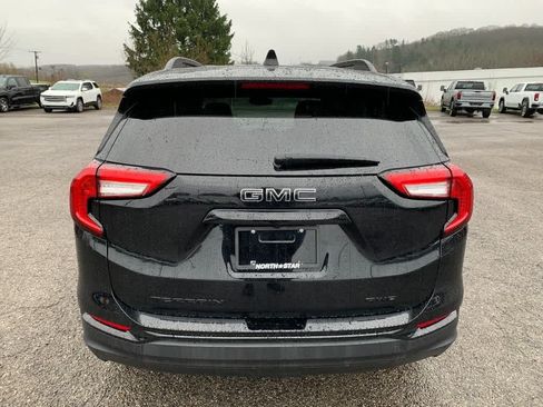 Used 2023 GMC Terrain SLE w/ Elevation Edition AWD/4WD image 4
