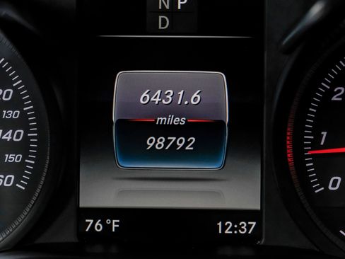 Used 2019 Mercedes-Benz GLC 300 image 23