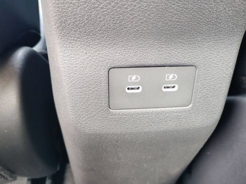 New 2026 Nissan Kicks SR w/ Cold Weather Package AWD/4WD image 13