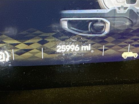 Used 2023 Jeep Wrangler Sahara image 19