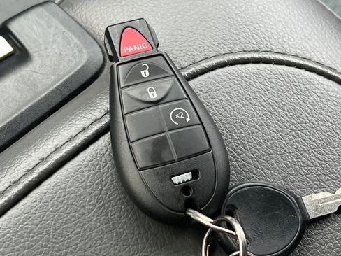 Used 2013 RAM 1500 Classic SLT w/ Remote Start & Security Group image 23