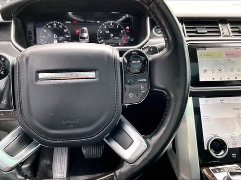 Used 2020 Land Rover Range Rover HSE image 25