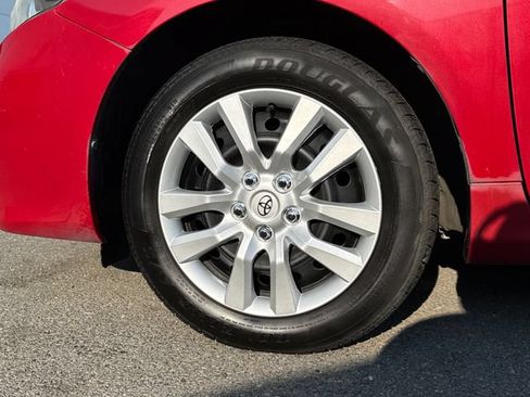 Used 2012 Toyota Corolla LE FWD image 11