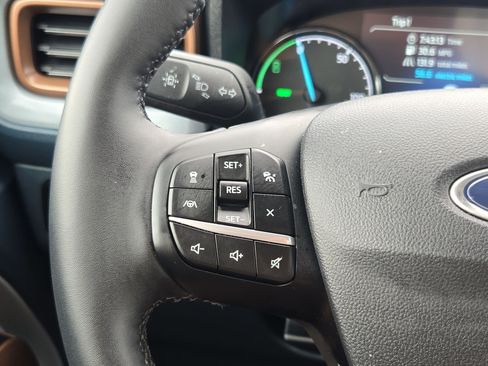 Used 2024 Ford Maverick Lariat FWD image 18